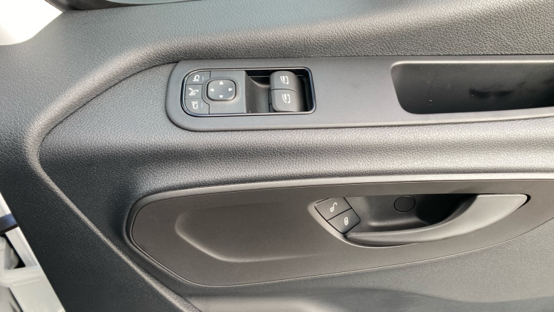 Mercedes-Benz Sprinter 315Cdi L3 Diesel Rwd 3.5t H2 Select Van